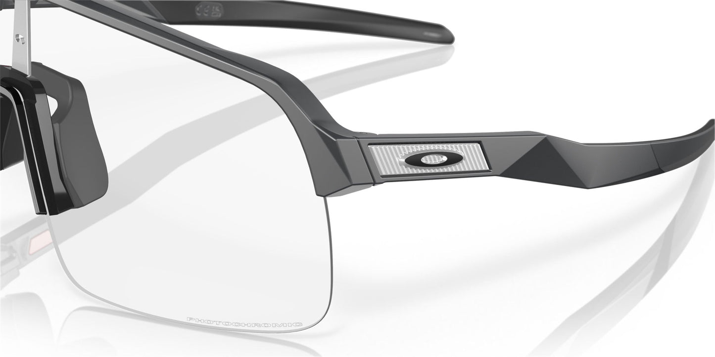 Oakley Sutro Lite Cycling Glasses (Matte Carbon / Clear to Black Iridium Photochromic) Oakley