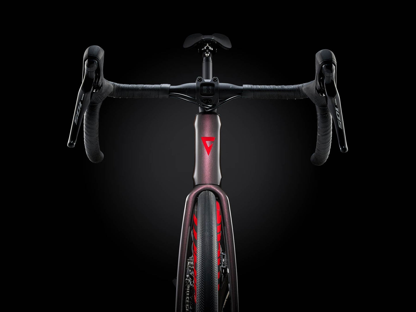 Giant Defy Advanced 2 (Tiger Red) Road Bike Giant