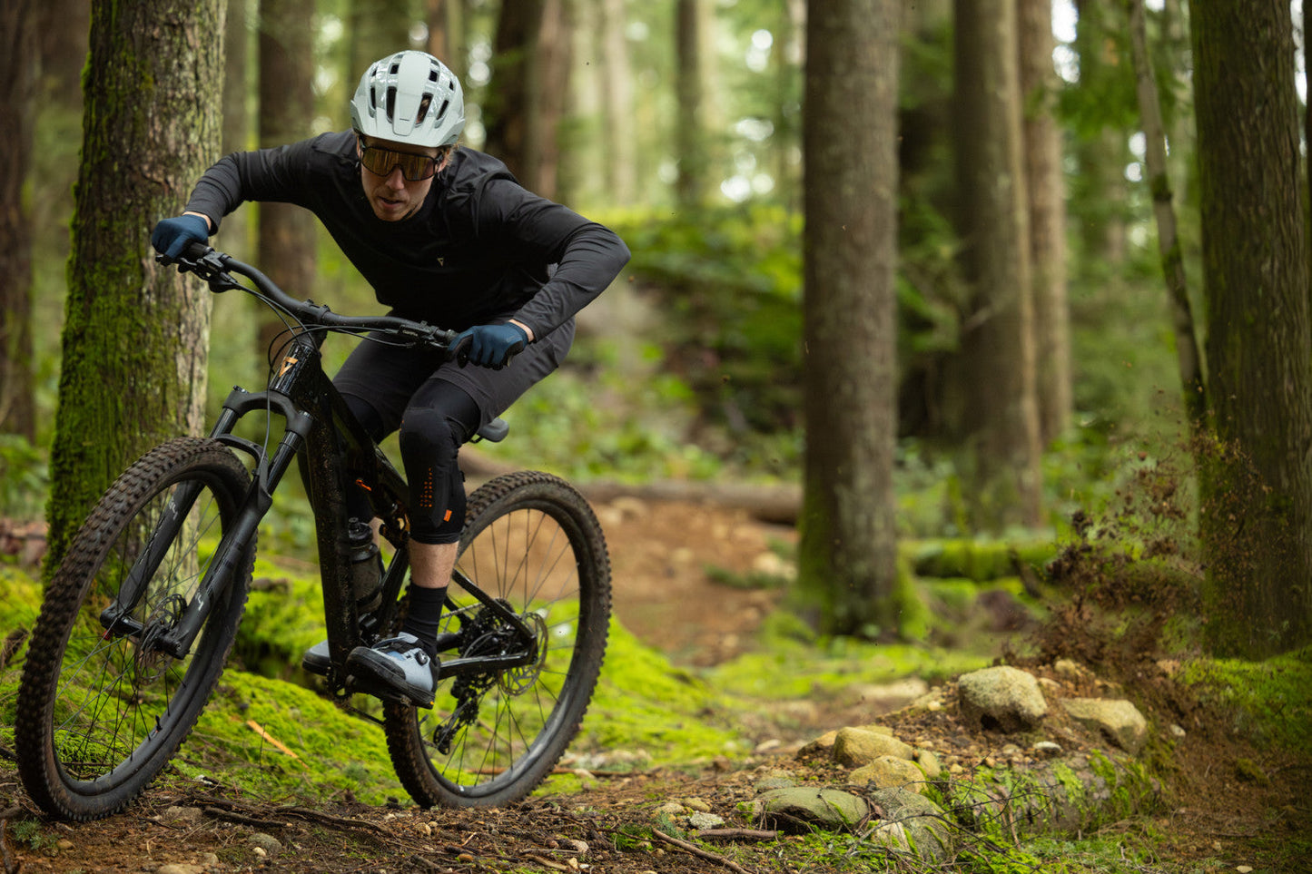 Giant Stance (Black) Trail MTB Giant
