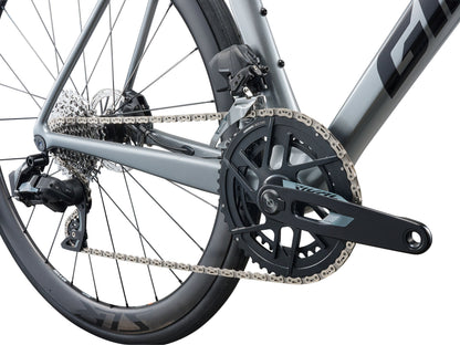 Giant TCR Advanced Pro 1 AXS (Tech Silver) Giant