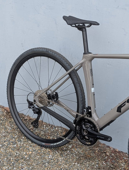 Felt BREED | Advanced | GRX610 Gravel Bike  (Lavasmoke) Felt