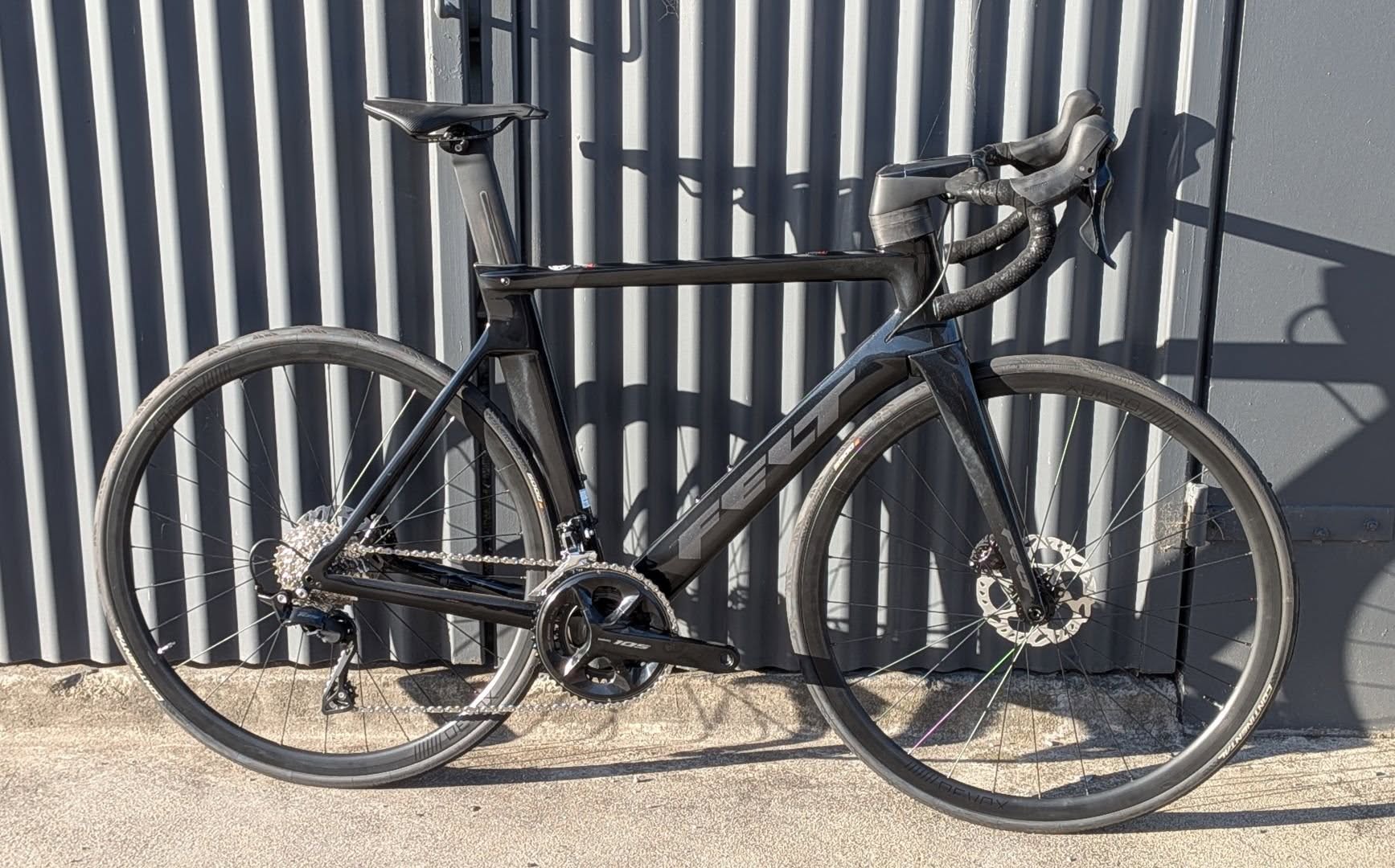 Felt AR aero road bike in Black Mamba