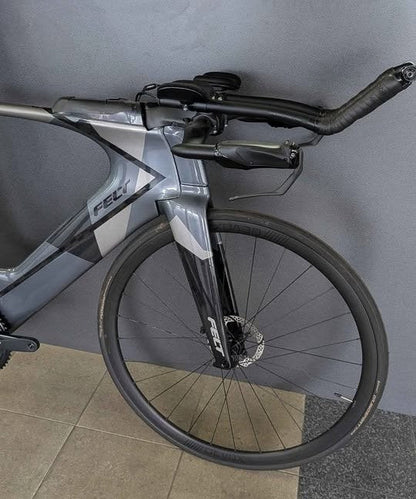 Felt IA triathlon bike in charcoal